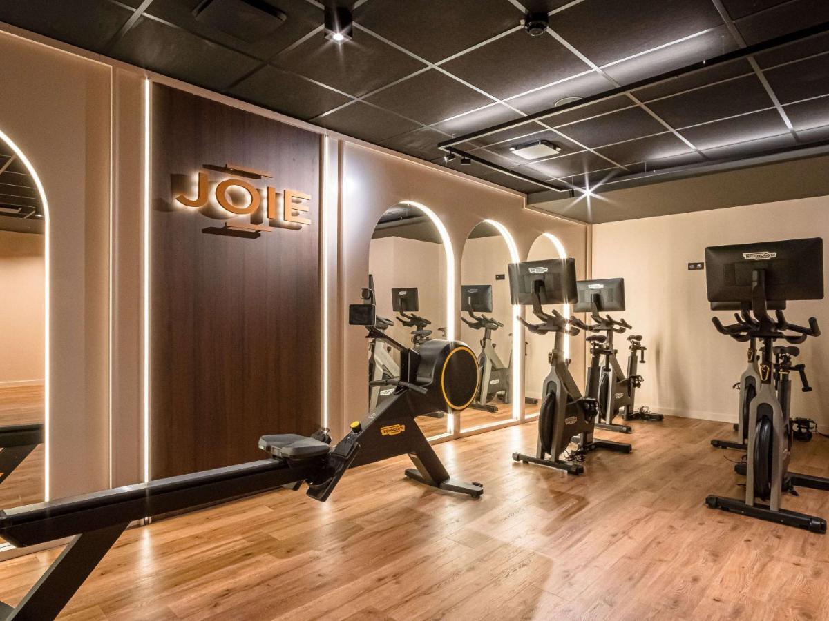 Mercure Saint-Lary Bagian luar foto