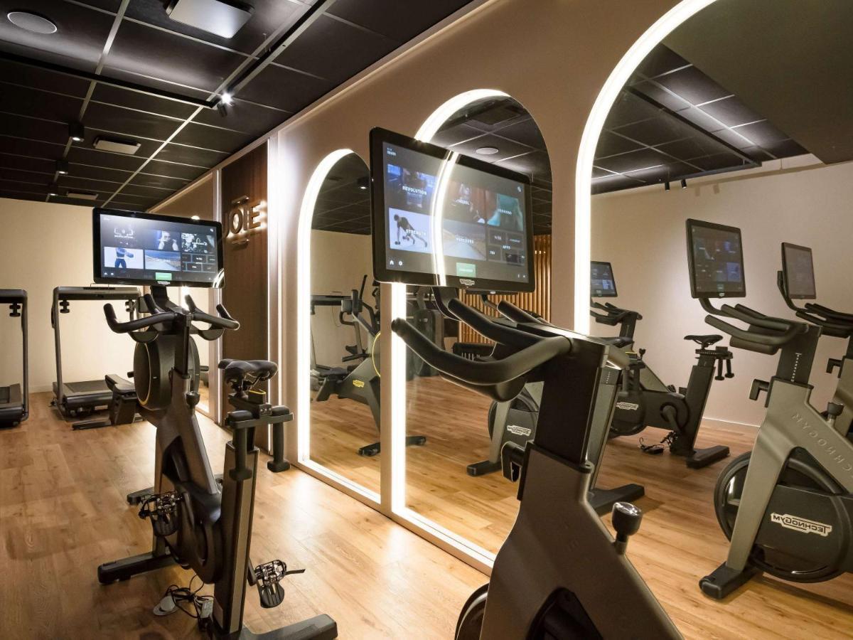 Mercure Saint-Lary Bagian luar foto