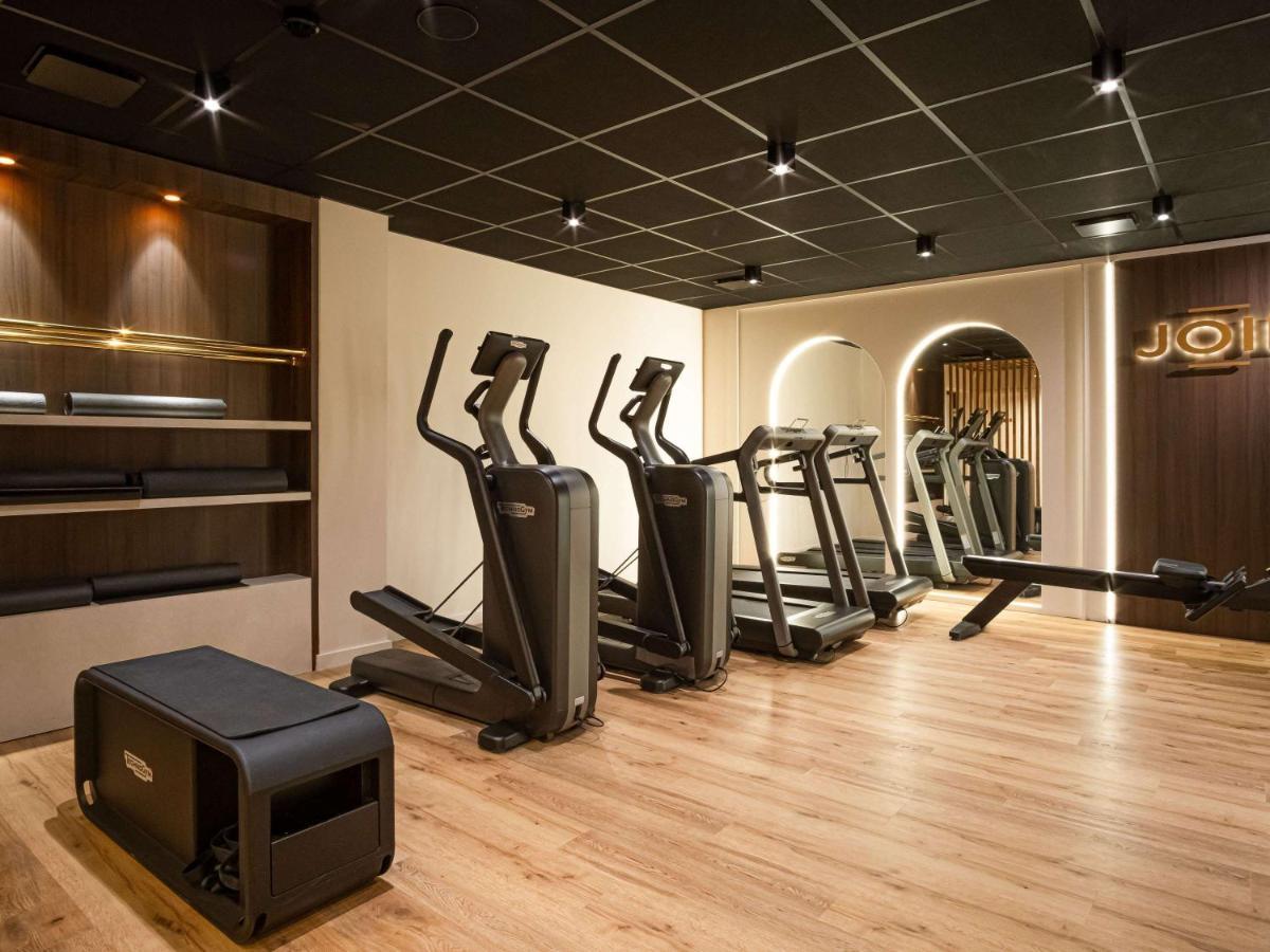 Mercure Saint-Lary Bagian luar foto