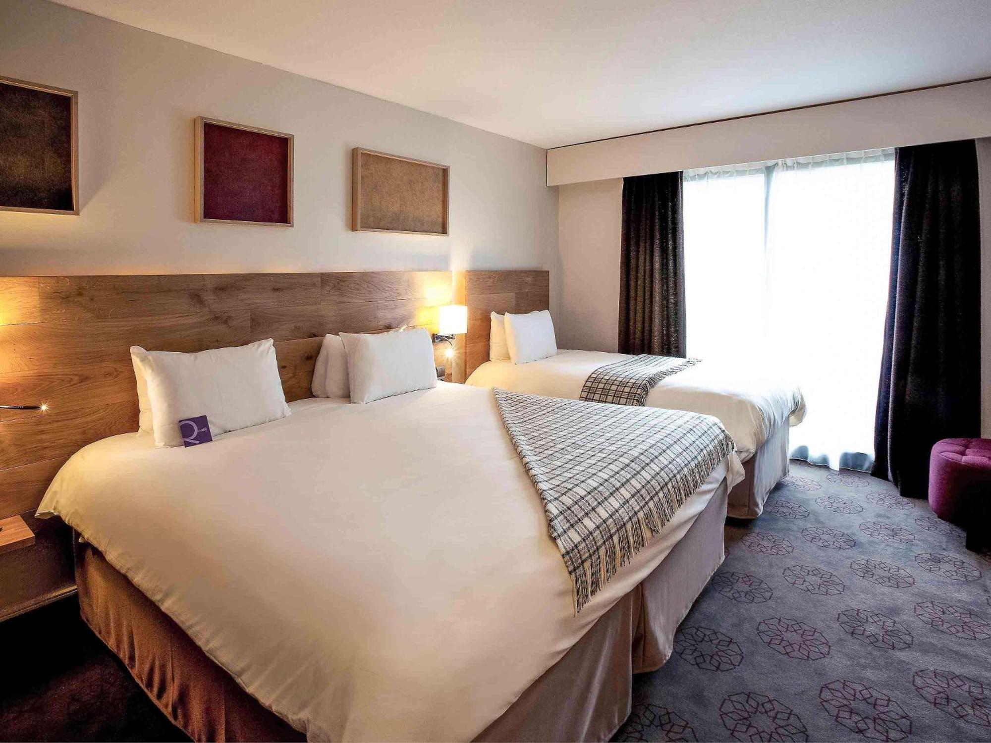 Mercure Saint-Lary Bagian luar foto