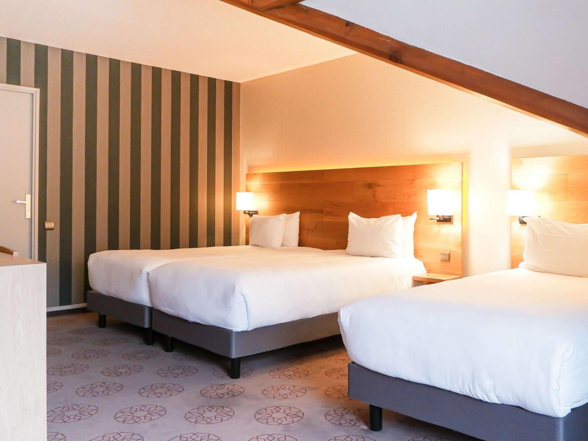 Mercure Saint-Lary Bagian luar foto