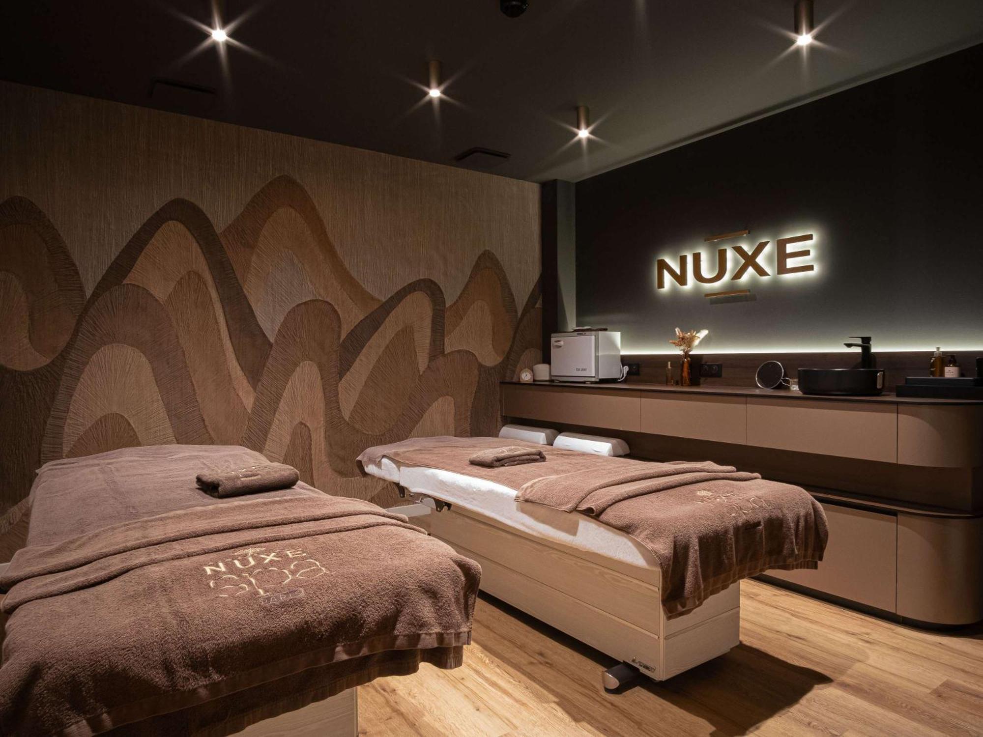 Mercure Saint-Lary Bagian luar foto
